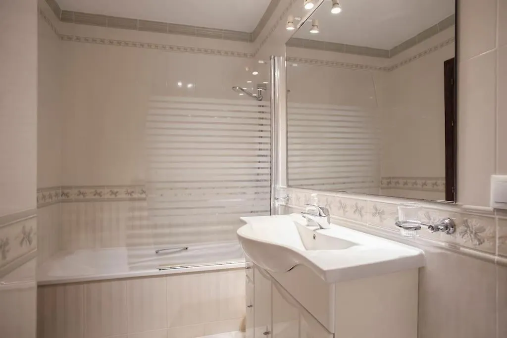 Beautiful Flat In El Mirador Great Views Mijas Apartment