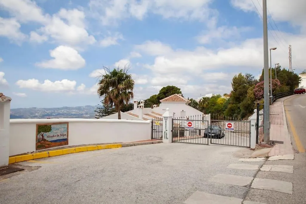 Beautiful Flat In El Mirador Great Views Mijas Apartment